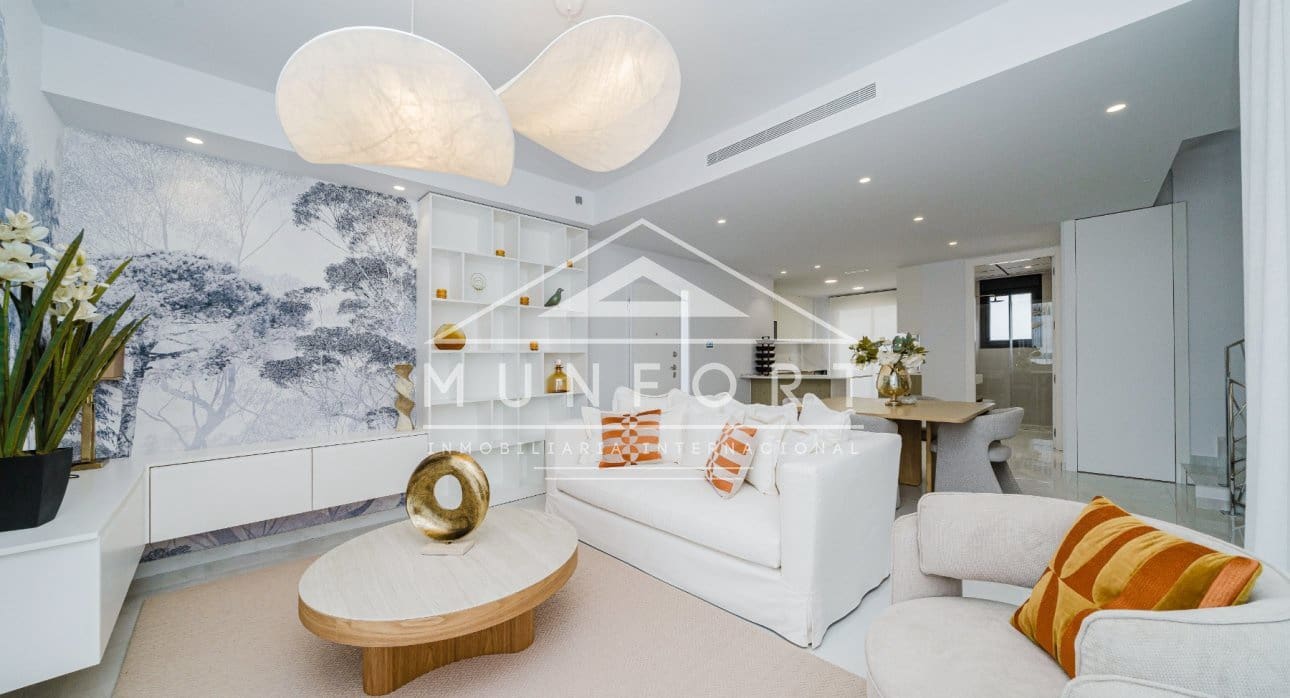 Chalet de 4 habitaciones en Orihuela Costa en venta con piscina - 995.000 € (Ref: 9273178)