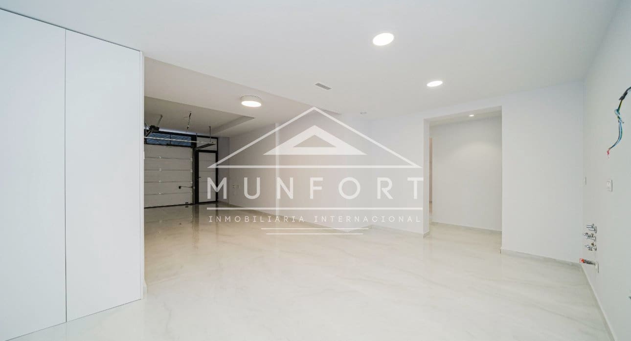 Chalet de 4 habitaciones en Orihuela Costa en venta con piscina - 995.000 € (Ref: 9273178)