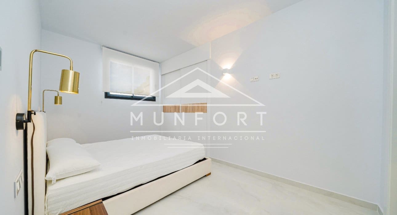 Chalet de 4 habitaciones en Orihuela Costa en venta con piscina - 995.000 € (Ref: 9273178)