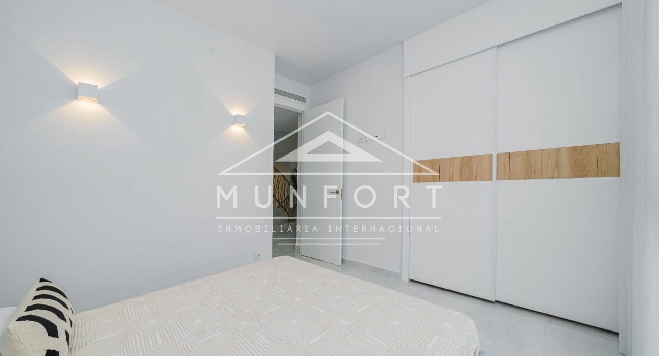 Chalet de 4 habitaciones en Orihuela Costa en venta con piscina - 995.000 € (Ref: 9273178)