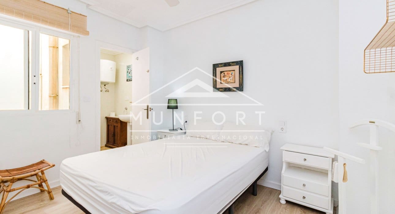 2 slaapkamer Appartement te koop in Torrevieja - € 209.000 (Ref: 9273181)