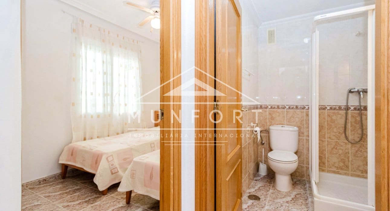 2 quarto Apartamento para venda em Torrevieja - 263 900 € (Ref: 9273182)