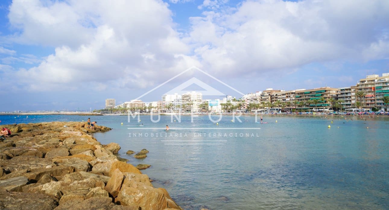 2 quarto Apartamento para venda em Torrevieja - 263 900 € (Ref: 9273182)