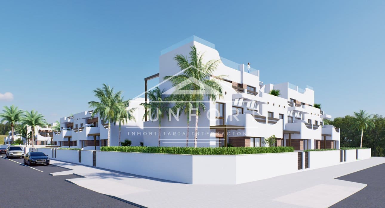 2 makuuhuone Bungalow myytävänä paikassa Torre de la Horadada mukana uima-altaan - 334 000 € (Ref: 9274160)