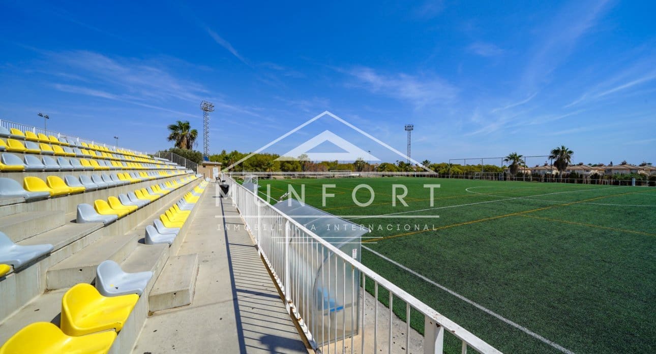 3 bedroom Apartment for sale in La Florida with pool - € 275,000 (Ref: 9274693)