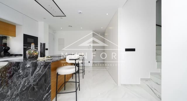 3 slaapkamer Villa te koop in San Pedro del Pinatar ciudad, San Pedro del Pinatar met zwembad - € 465.000 (Ref: 9274699)