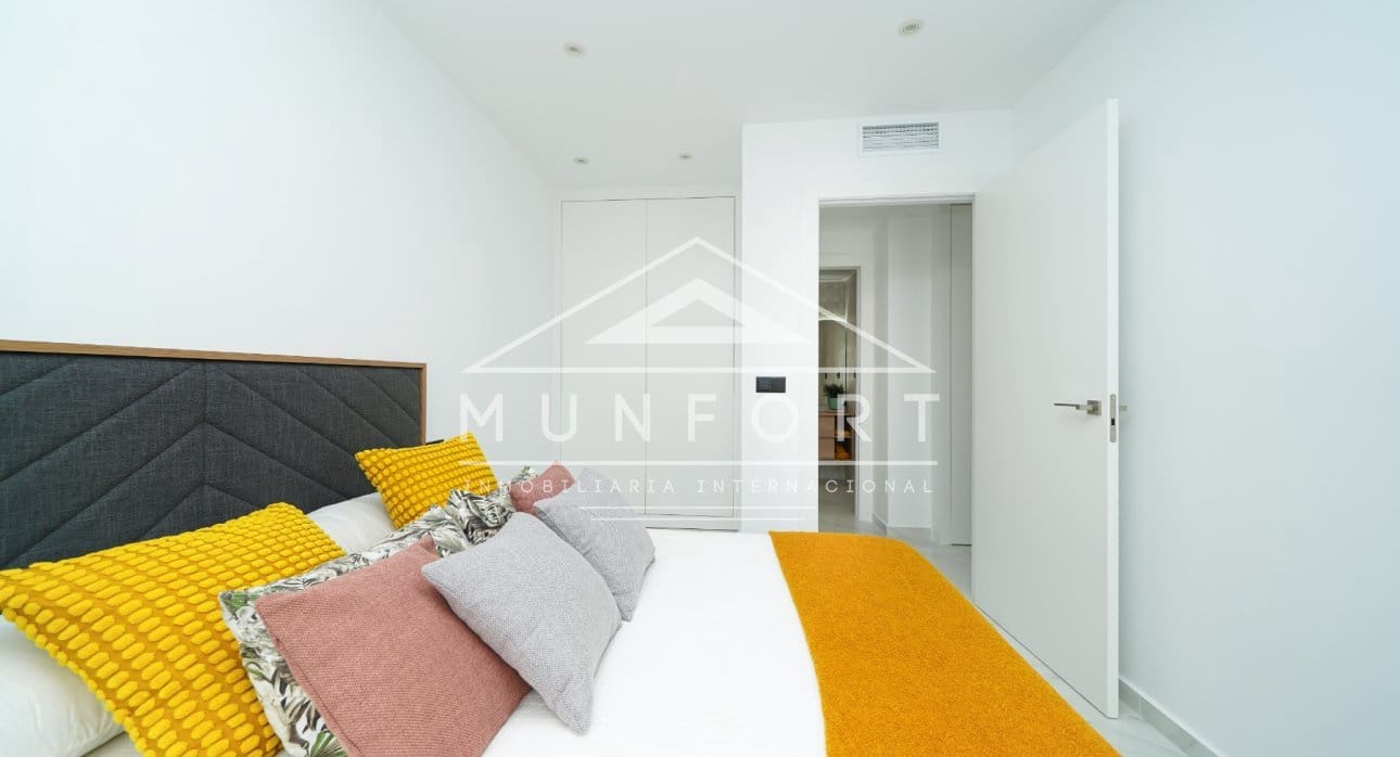 3 slaapkamer Villa te koop in San Pedro del Pinatar met zwembad - € 465.000 (Ref: 9274699)