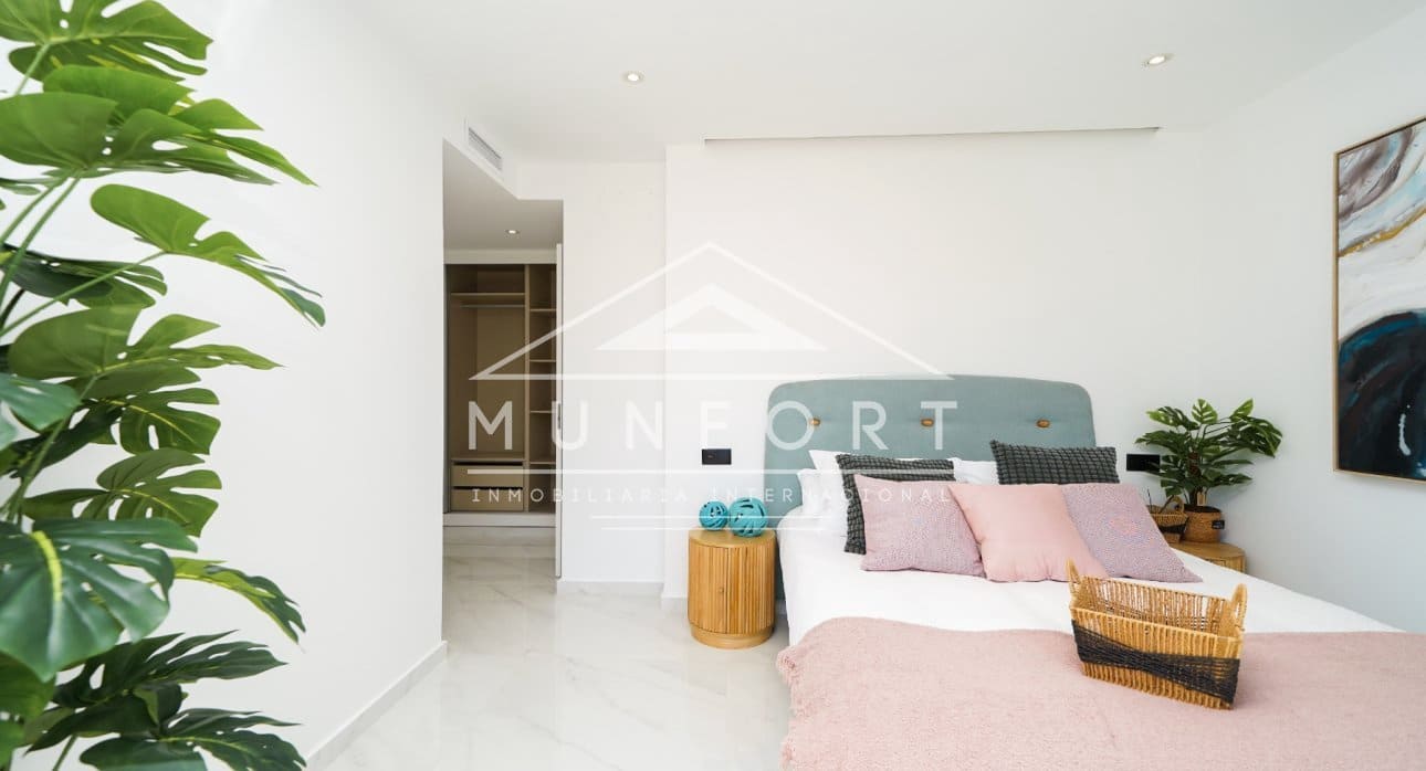 3 slaapkamer Villa te koop in San Pedro del Pinatar met zwembad - € 465.000 (Ref: 9274699)