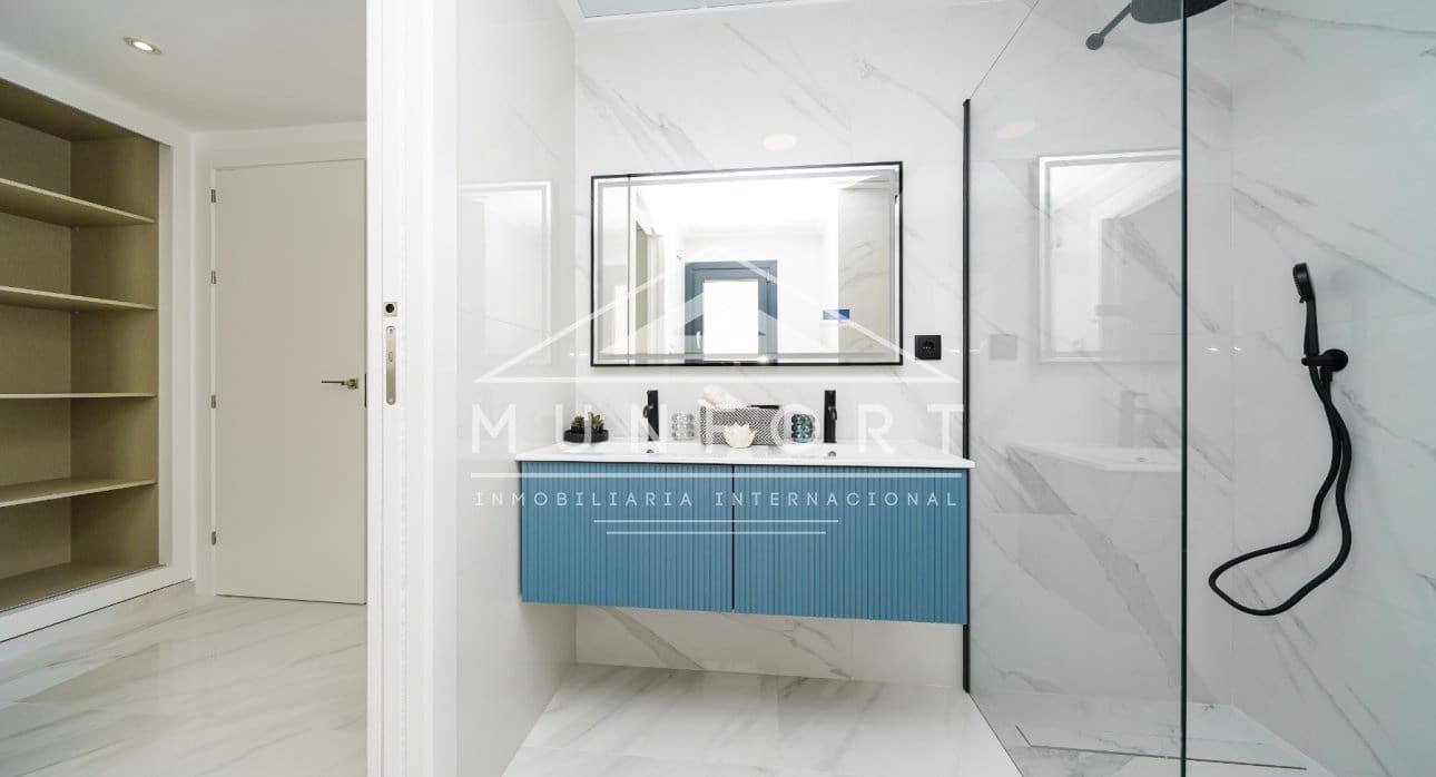 3 slaapkamer Villa te koop in San Pedro del Pinatar met zwembad - € 465.000 (Ref: 9274699)