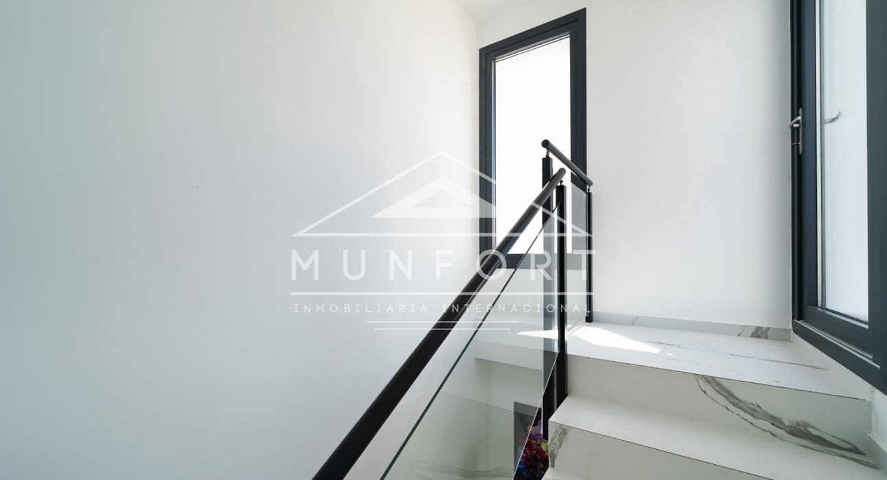 3 slaapkamer Villa te koop in San Pedro del Pinatar met zwembad - € 465.000 (Ref: 9274699)