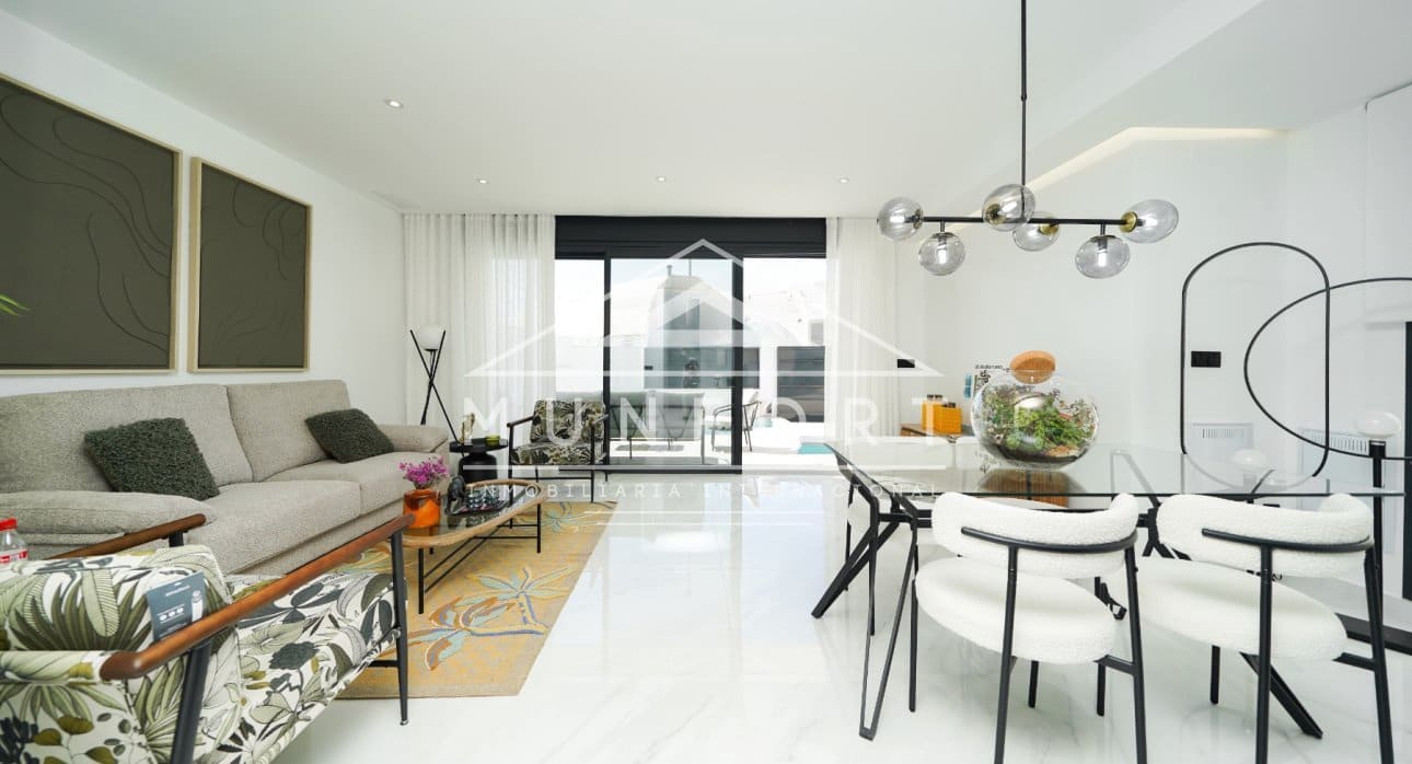 3 slaapkamer Villa te koop in San Pedro del Pinatar met zwembad - € 465.000 (Ref: 9274699)