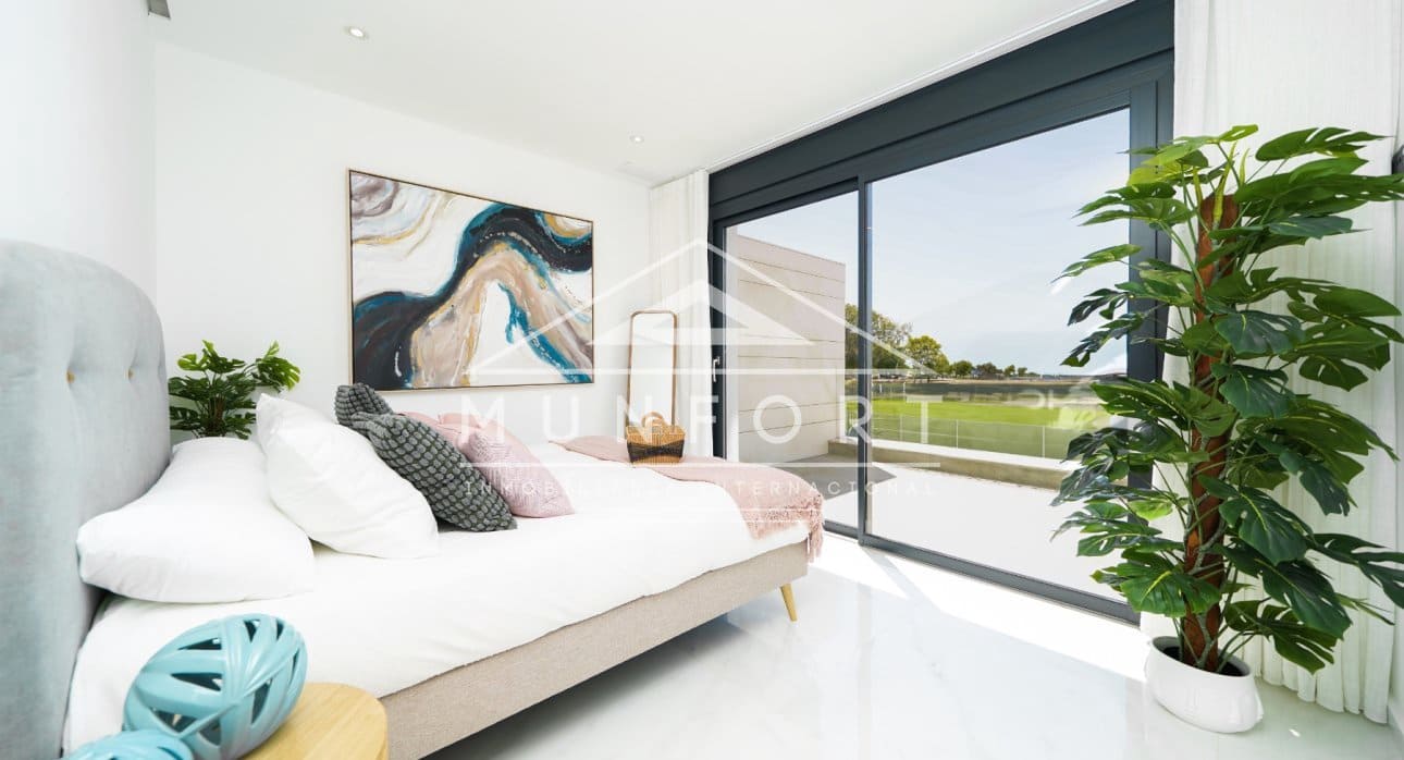 3 slaapkamer Villa te koop in San Pedro del Pinatar met zwembad - € 465.000 (Ref: 9274699)