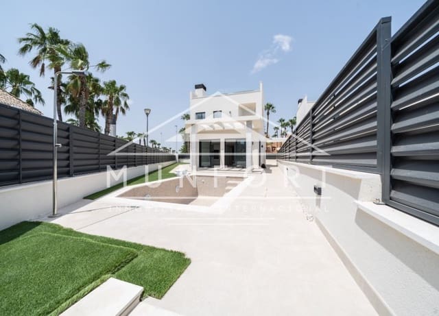 3 camera da letto Villa in vendita in Los Narejos, Los Alcázares con piscina garage - 1.390.000 € (Rif: 9274701)