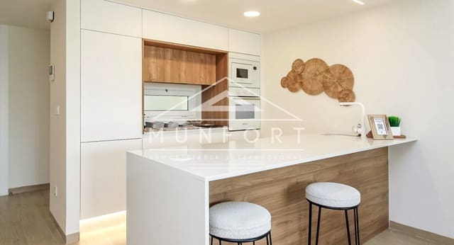 Apartamento de 2 habitaciones en Guardamar del Segura en venta con piscina - 294.000 € (Ref: 9274702)