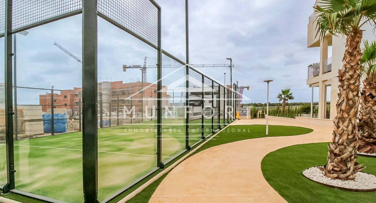 Apartamento de 2 habitaciones en Guardamar del Segura en venta con piscina - 294.000 € (Ref: 9274702)