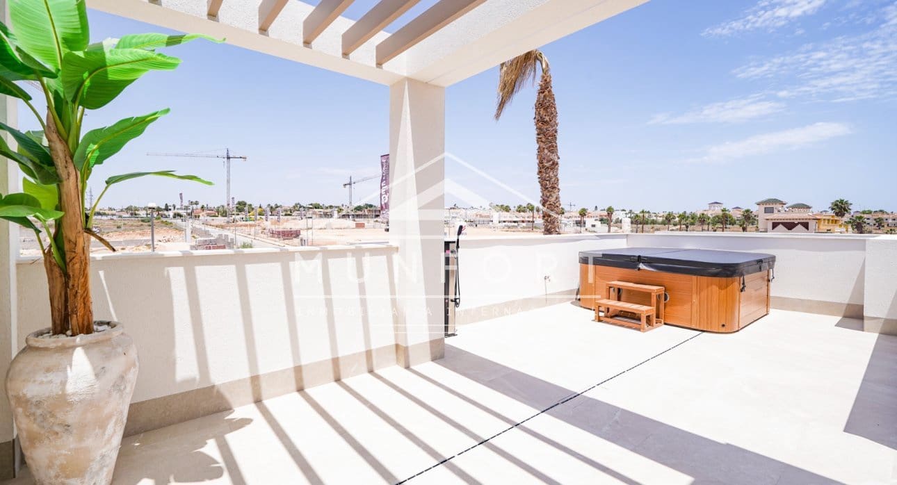 3 chambre Villa/Maison à vendre à Ciudad Quesada avec piscine - 435 000 € (Ref: 9274710)