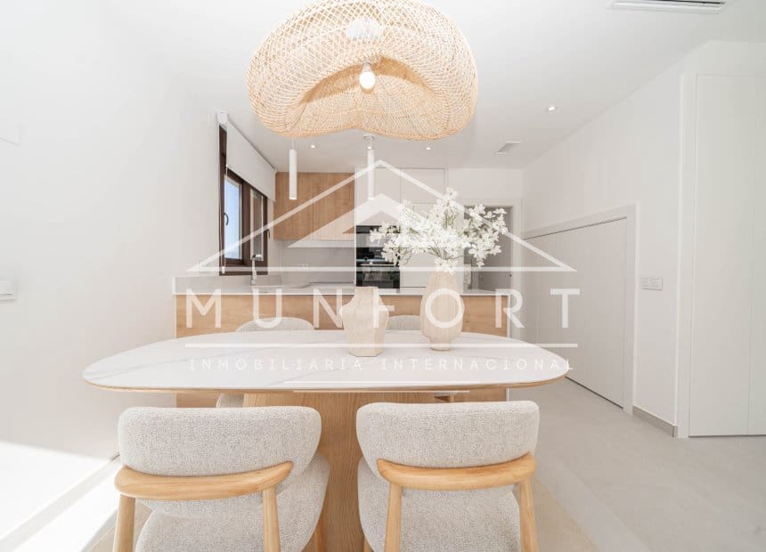 3 Zimmer Villa zu verkaufen in Pilar de la Horadada mit Pool - 560.000 € (Ref: 9275216)