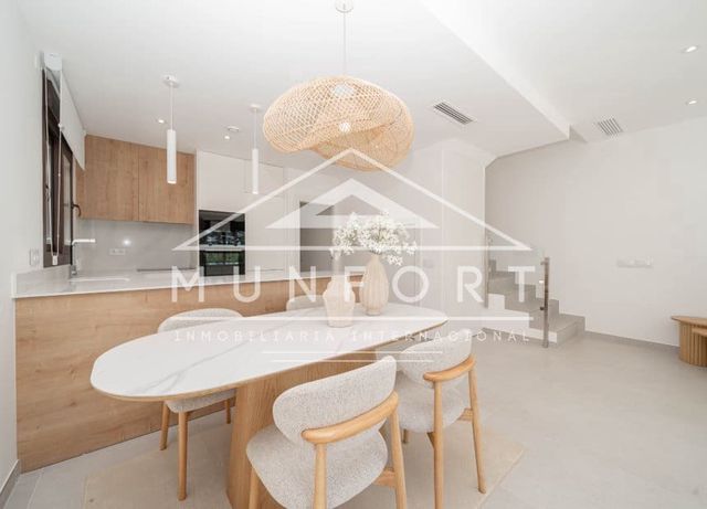 3 soveværelse Villa til salg i Pinar de Campoverde, Pilar de la Horadada med swimmingpool - € 499.000 (Ref: 9275216)