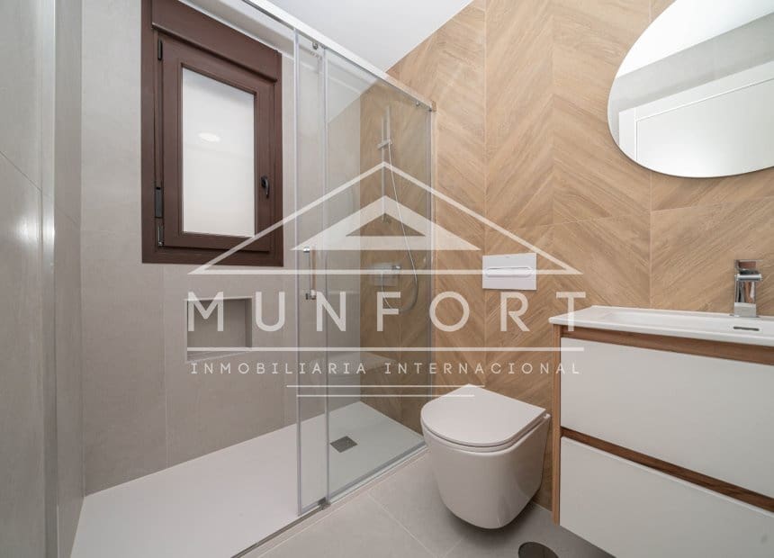 3 Zimmer Villa zu verkaufen in Pilar de la Horadada mit Pool - 560.000 € (Ref: 9275216)