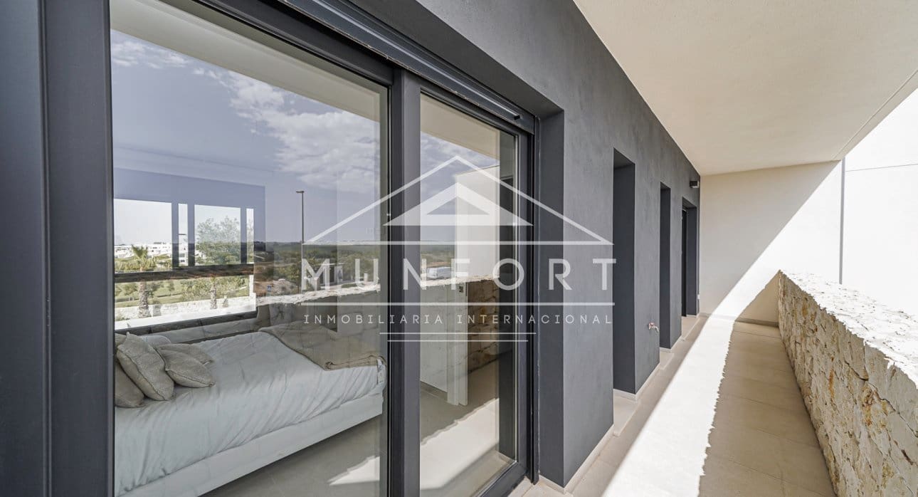 3 Zimmer Villa zu verkaufen in Pilar de la Horadada mit Pool - 765.302 € (Ref: 9275218)