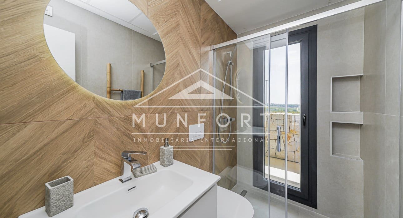 3 Zimmer Villa zu verkaufen in Pilar de la Horadada mit Pool - 765.302 € (Ref: 9275218)