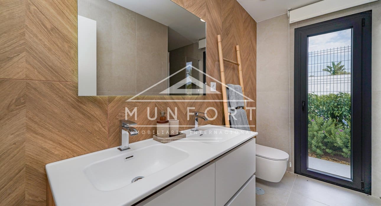 3 Zimmer Villa zu verkaufen in Pilar de la Horadada mit Pool - 765.302 € (Ref: 9275218)