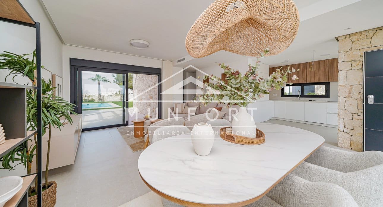 3 Zimmer Villa zu verkaufen in Pilar de la Horadada mit Pool - 765.302 € (Ref: 9275218)