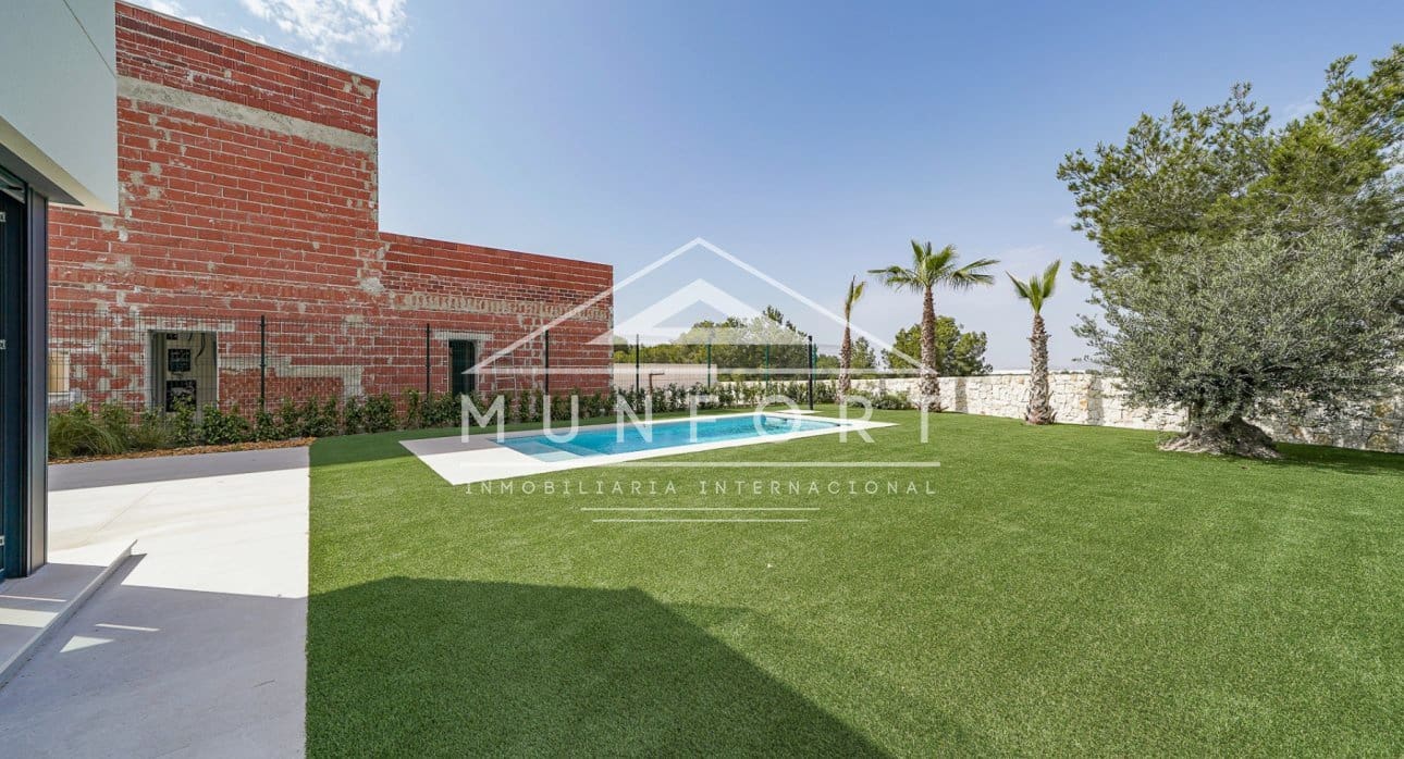 3 Zimmer Villa zu verkaufen in Pilar de la Horadada mit Pool - 765.302 € (Ref: 9275218)
