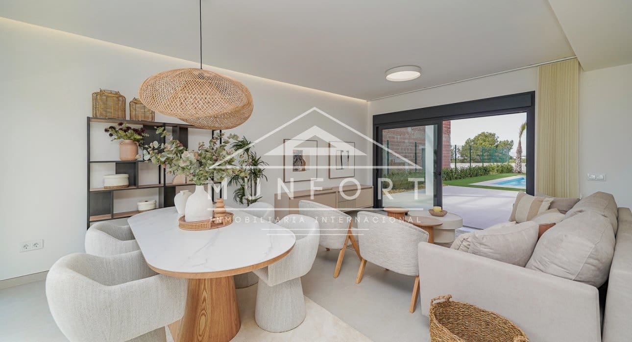 3 Zimmer Villa zu verkaufen in Pilar de la Horadada mit Pool - 765.302 € (Ref: 9275218)