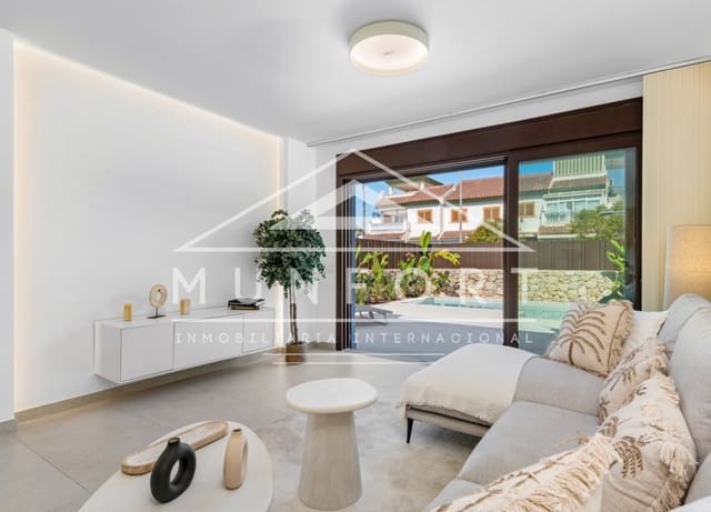 3 soveværelse Villa til salg i Mil Palmeras, Pilar de la Horadada med swimmingpool - € 559.900 (Ref: 9275220)