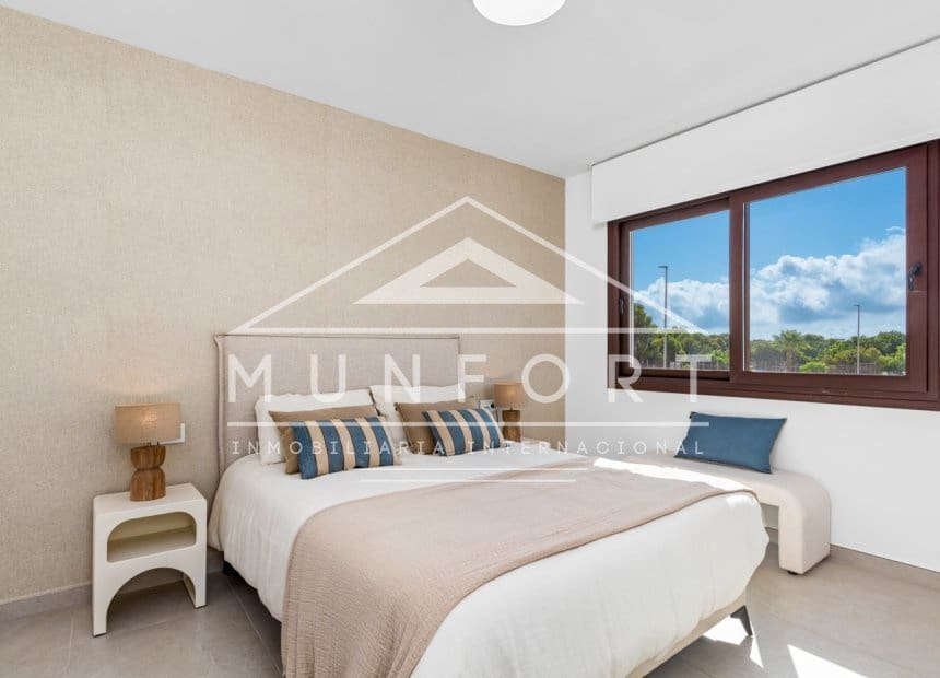 3 soveværelse Villa til salg i Pilar de la Horadada med swimmingpool - € 559.900 (Ref: 9275220)