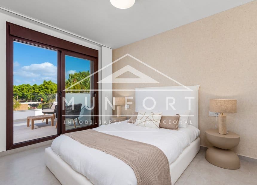 3 soveværelse Villa til salg i Pilar de la Horadada med swimmingpool - € 559.900 (Ref: 9275220)