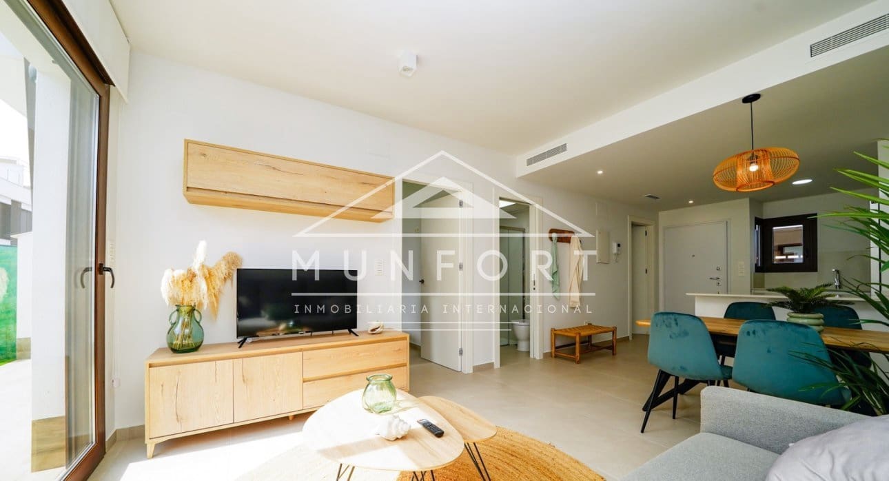 Bungalow de 3 habitaciones en San Pedro del Pinatar en venta con piscina - 265.000 € (Ref: 9275221)