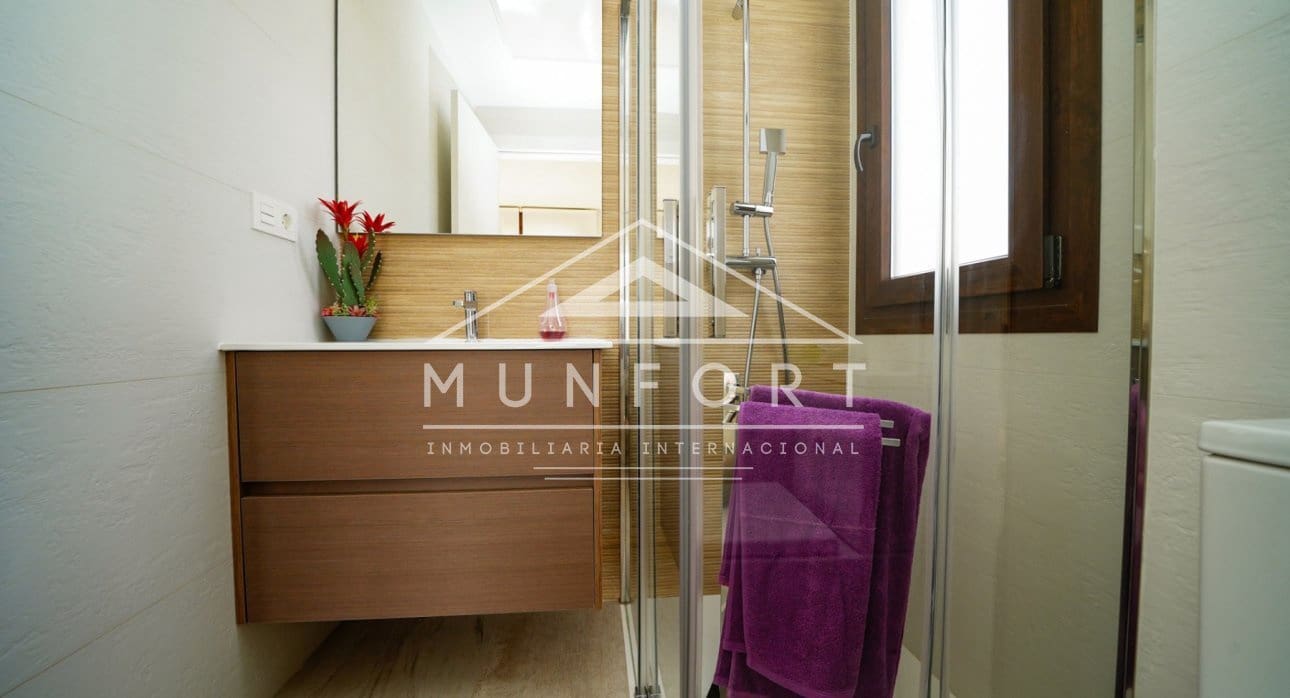 Bungalow de 3 habitaciones en San Pedro del Pinatar en venta con piscina - 265.000 € (Ref: 9275221)