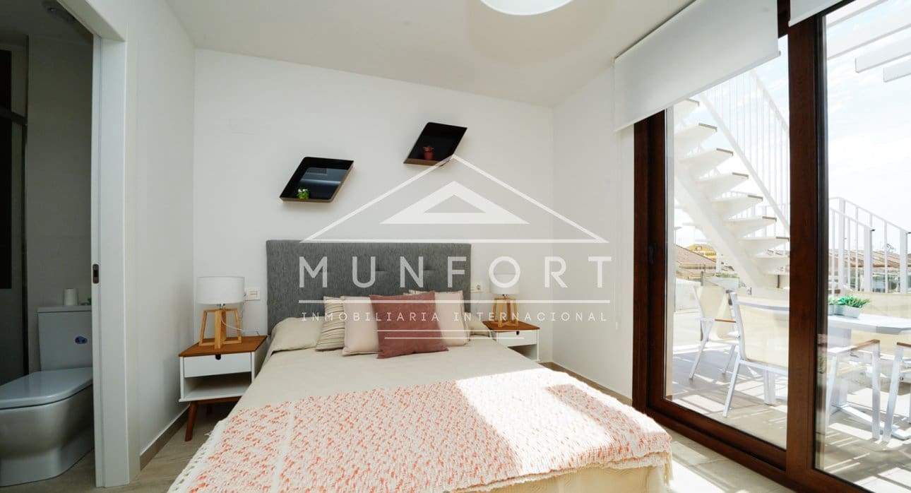 Bungalow de 3 habitaciones en San Pedro del Pinatar en venta con piscina - 265.000 € (Ref: 9275221)