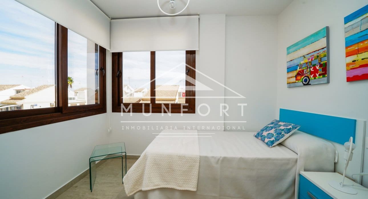 Bungalow de 3 habitaciones en San Pedro del Pinatar en venta con piscina - 265.000 € (Ref: 9275221)