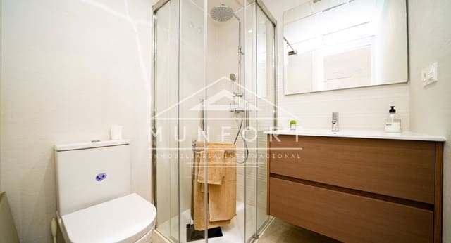 Bungalow de 3 habitaciones en San Pedro del Pinatar ciudad, San Pedro del Pinatar en venta con piscina - 265.000 € (Ref: 9275221)