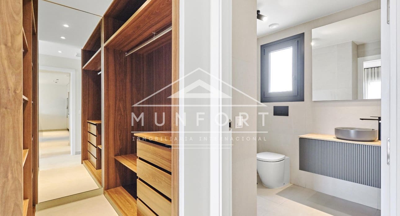 2 soverom Bungalow til salgs i Torrevieja med svømmebasseng - € 380 000 (Ref: 9278491)