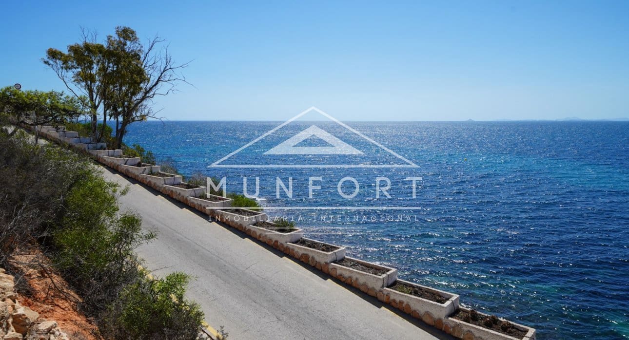 1 soveværelse Penthouse til salg i Orihuela Costa med swimmingpool - € 144.500 (Ref: 9278493)