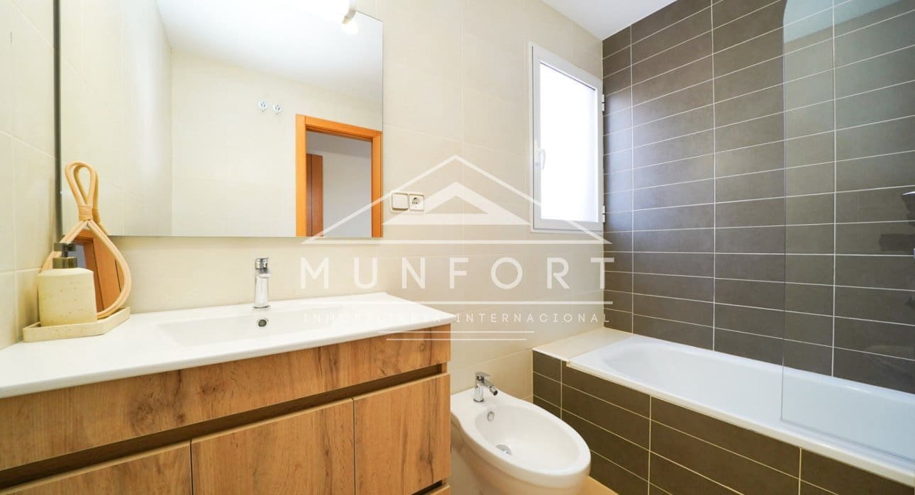 1 soveværelse Penthouse til salg i Orihuela Costa med swimmingpool - € 144.500 (Ref: 9278493)