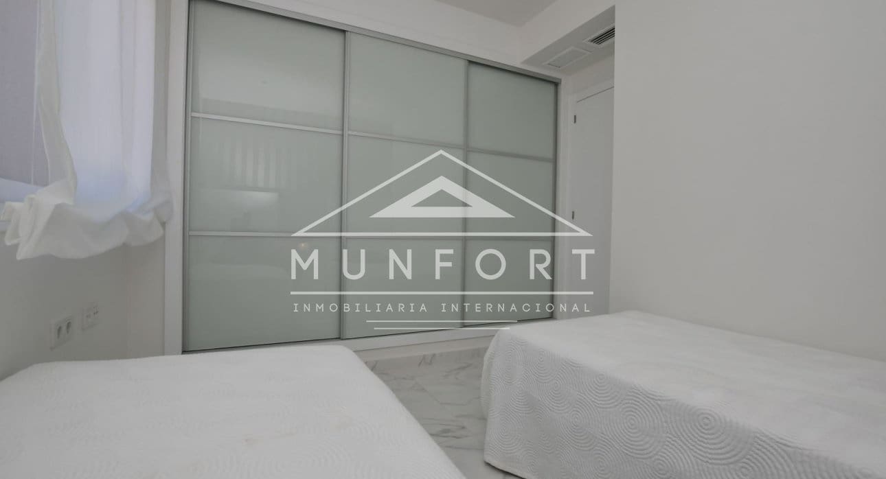 2 chambre Bungalow à vendre à San Miguel de Salinas avec piscine - 273 800 € (Ref: 9278497)