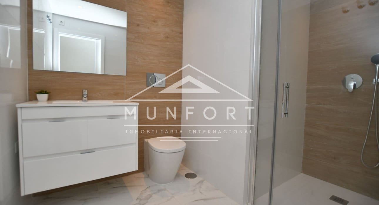 2 chambre Bungalow à vendre à San Miguel de Salinas avec piscine - 273 800 € (Ref: 9278497)