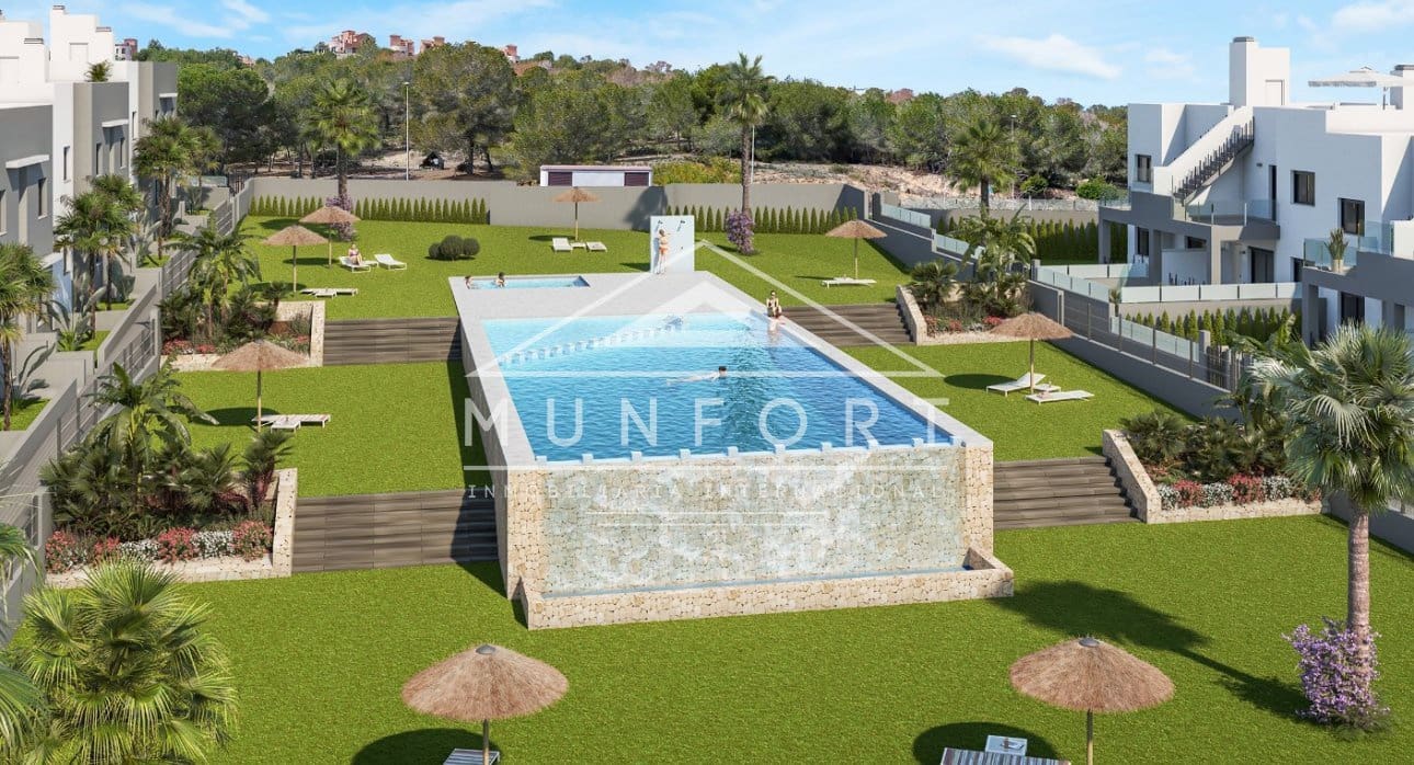 2 chambre Bungalow à vendre à San Miguel de Salinas avec piscine - 273 800 € (Ref: 9278497)