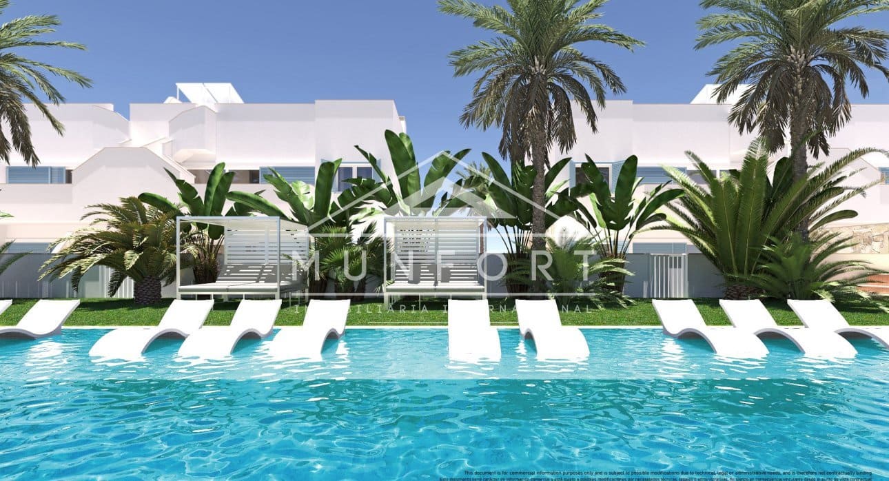 3 bedroom Villa for sale in Torre de la Horadada with pool - € 492,000 (Ref: 9278499)