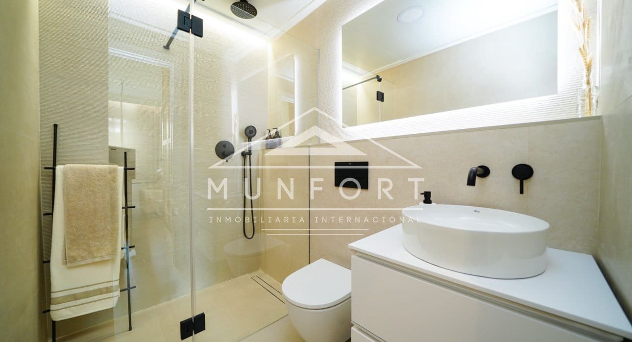 4 slaapkamer Villa te koop in Torre de la Horadada met zwembad - € 745.000 (Ref: 9278500)