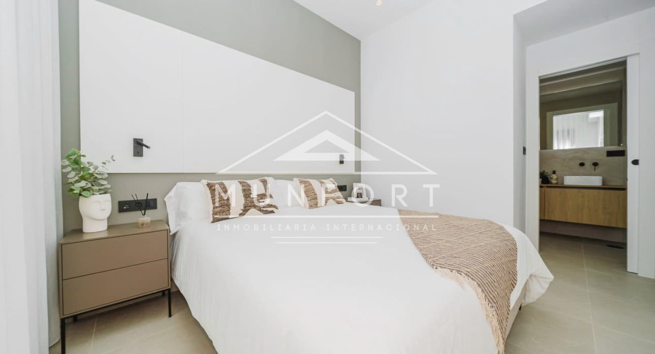 3 quarto Bungalow para venda em Pilar de la Horadada com piscina - 459 000 € (Ref: 9278740)
