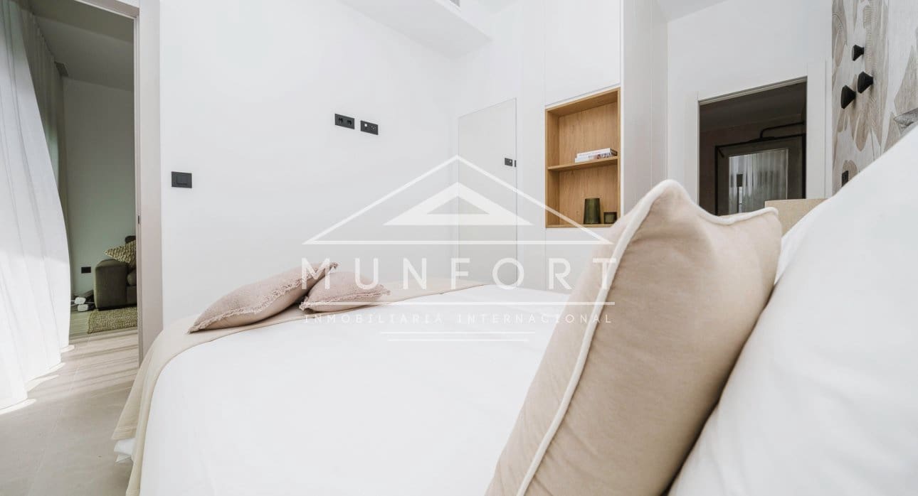 3 quarto Bungalow para venda em Pilar de la Horadada com piscina - 459 000 € (Ref: 9278740)