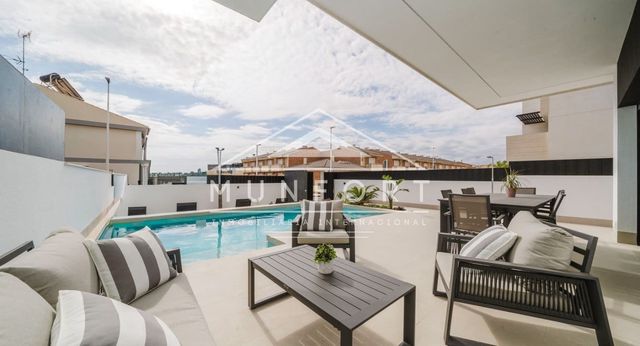 3 quarto Bungalow para venda em Pilar de la Horadada ciudad, Pilar de la Horadada com piscina - 459 000 € (Ref: 9278740)