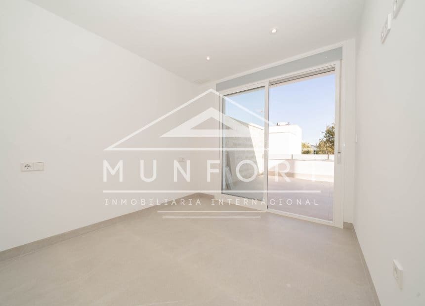 2 slaapkamer Bungalow te koop in Pilar de la Horadada met zwembad garage - € 329.900 (Ref: 9278741)