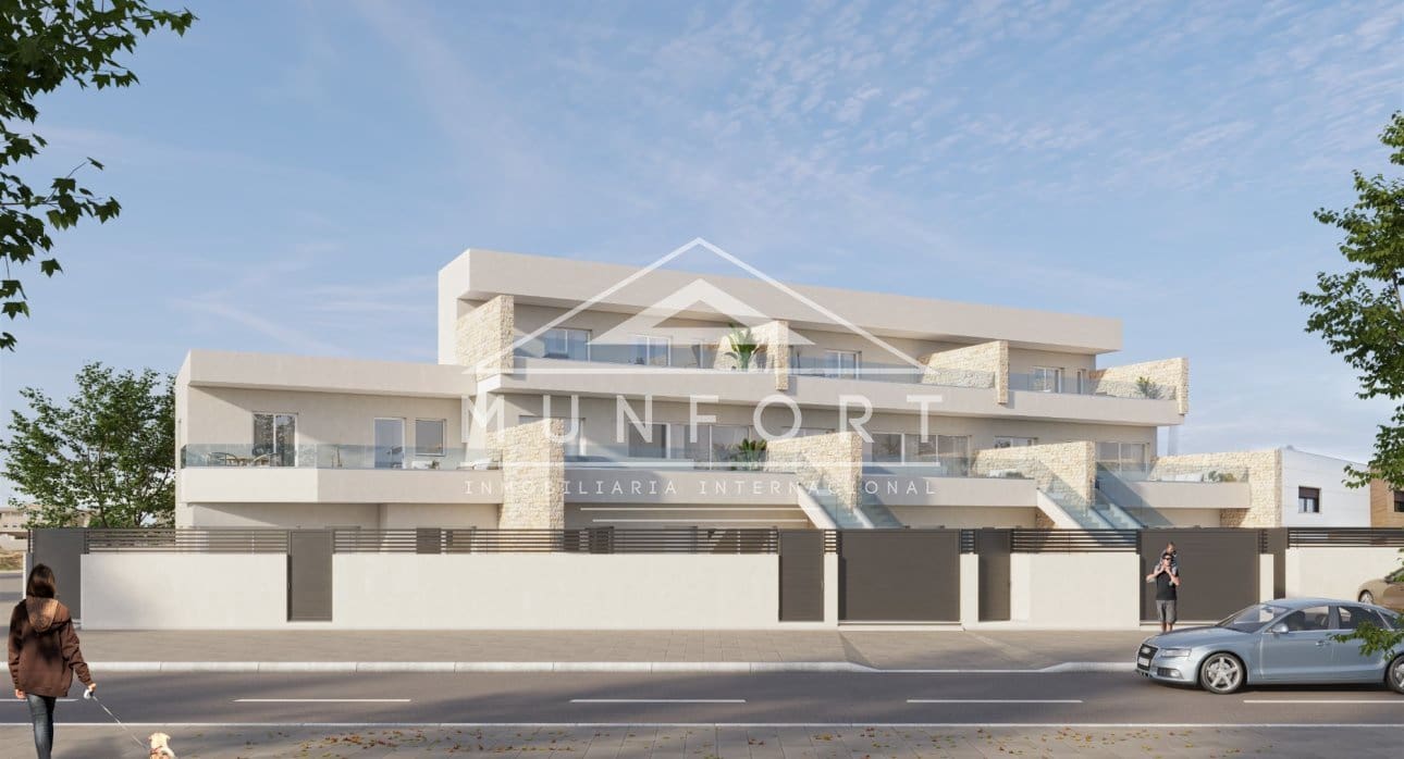 Bungalow de 3 habitaciones en Pilar de la Horadada en venta con piscina - 299.900 € (Ref: 9278742)